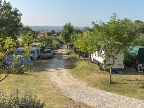 Le camping la Fontinelle au mois d'août.